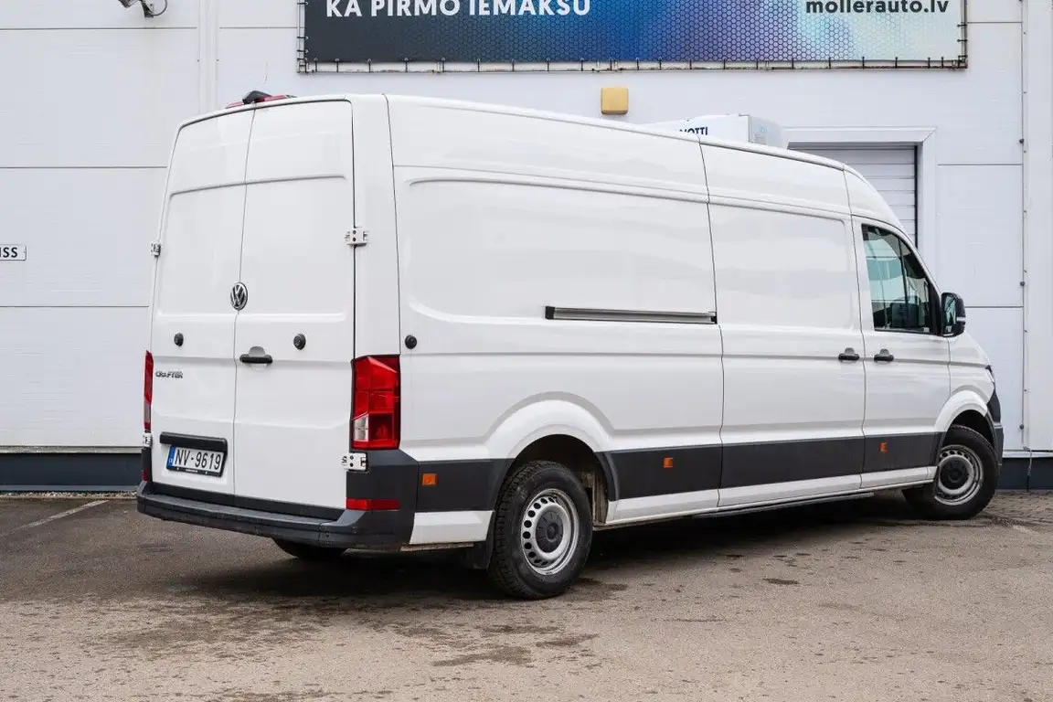 VOLKSWAGEN CRAFTER