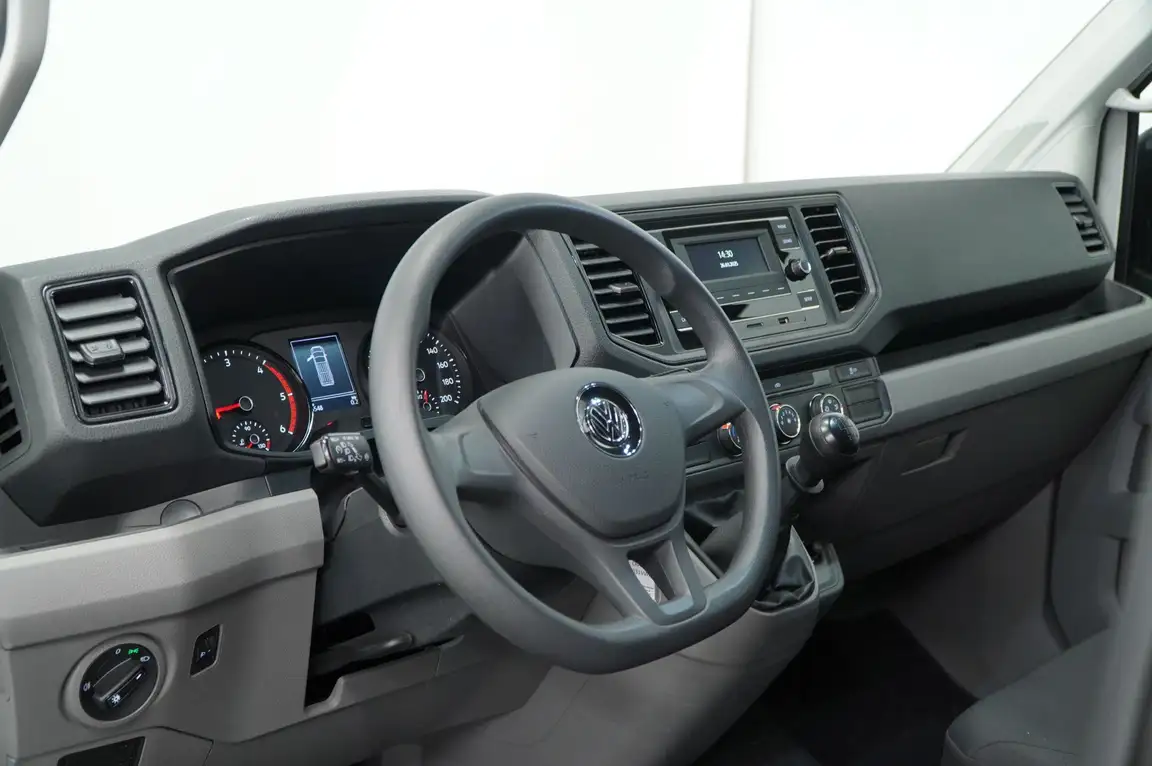 VOLKSWAGEN CRAFTER