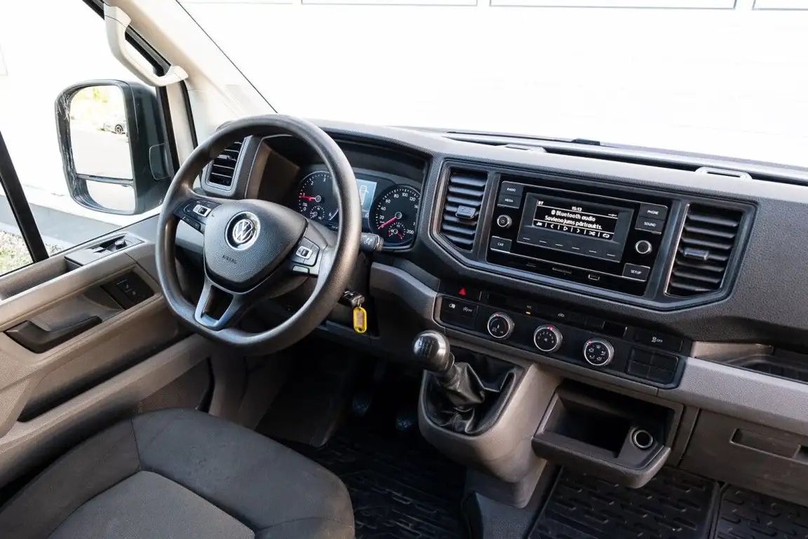 VOLKSWAGEN CRAFTER