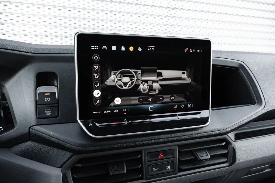 VOLKSWAGEN CRAFTER