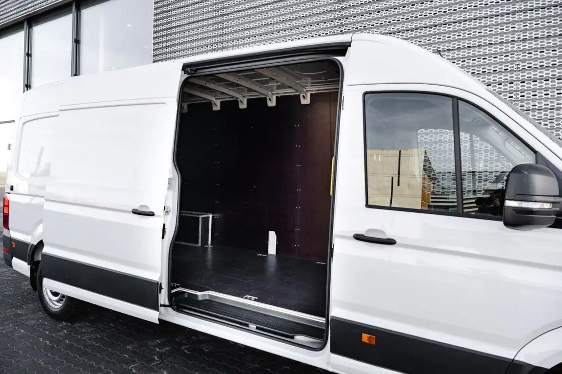 VOLKSWAGEN CRAFTER