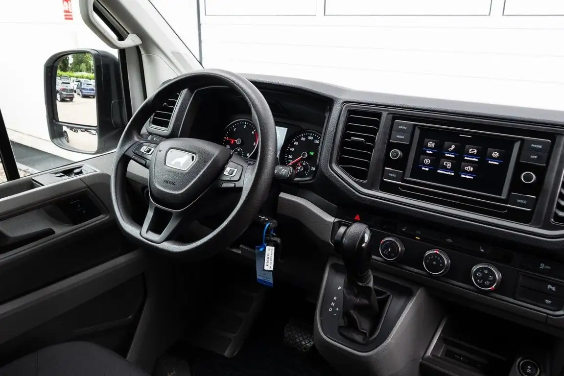 VOLKSWAGEN CRAFTER