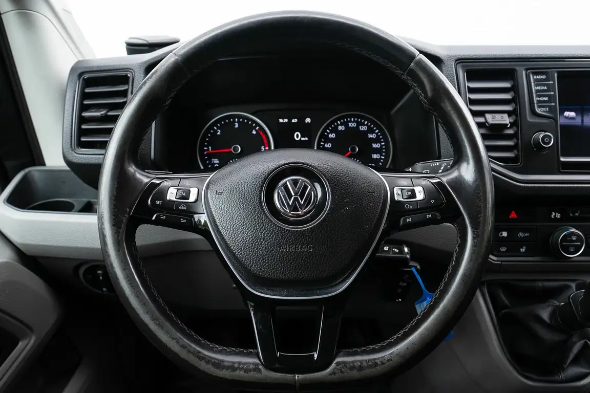 VOLKSWAGEN CRAFTER