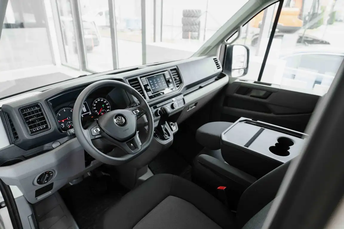 VOLKSWAGEN CRAFTER