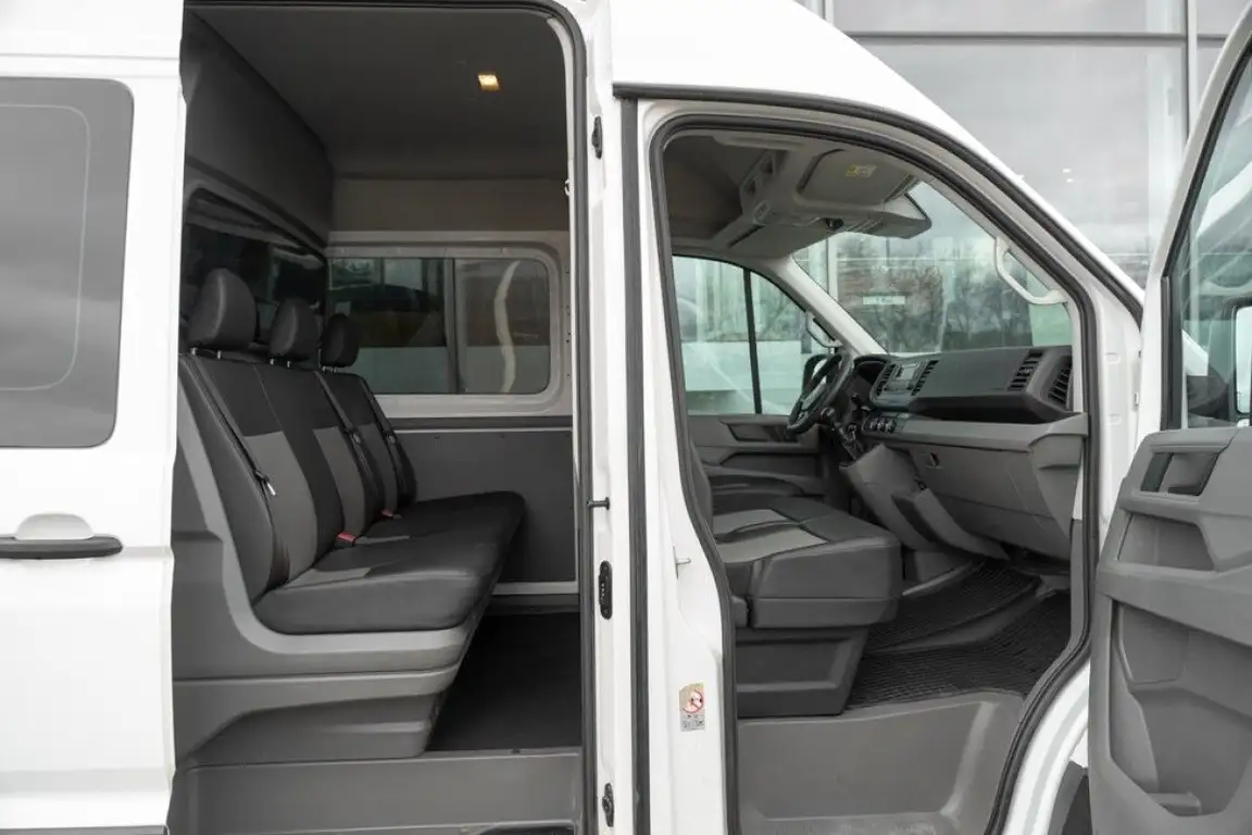 VOLKSWAGEN CRAFTER