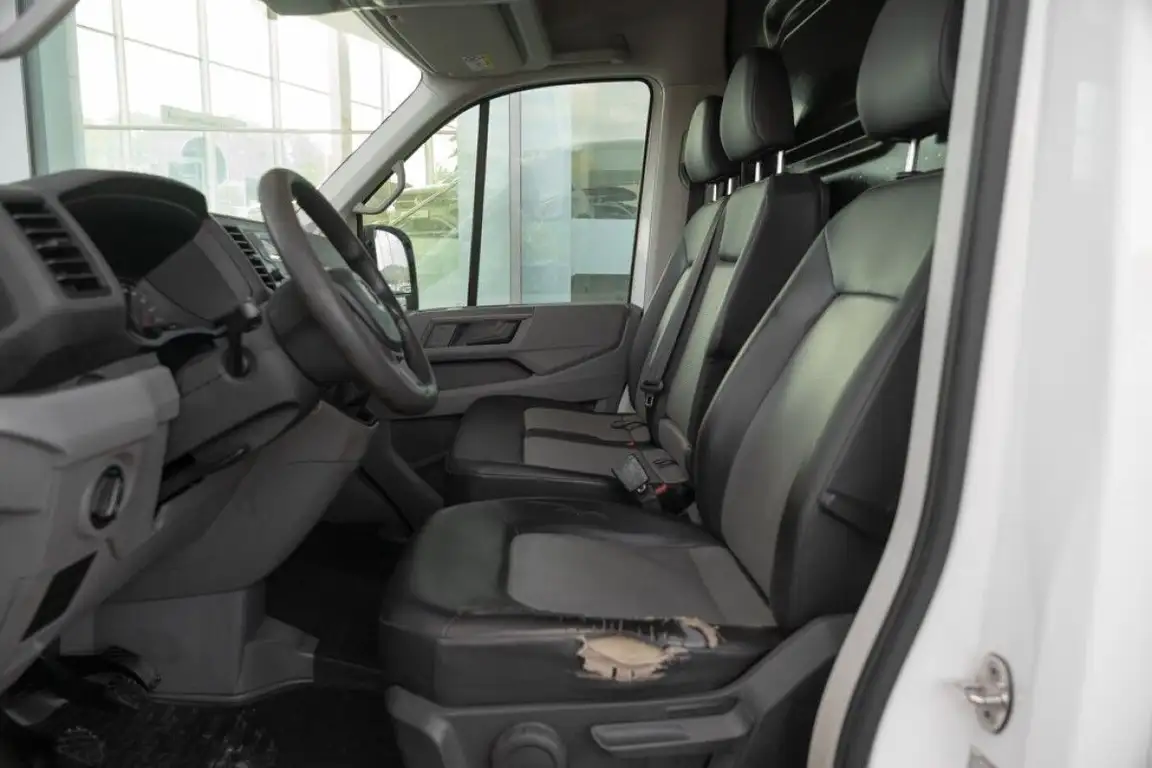 VOLKSWAGEN CRAFTER
