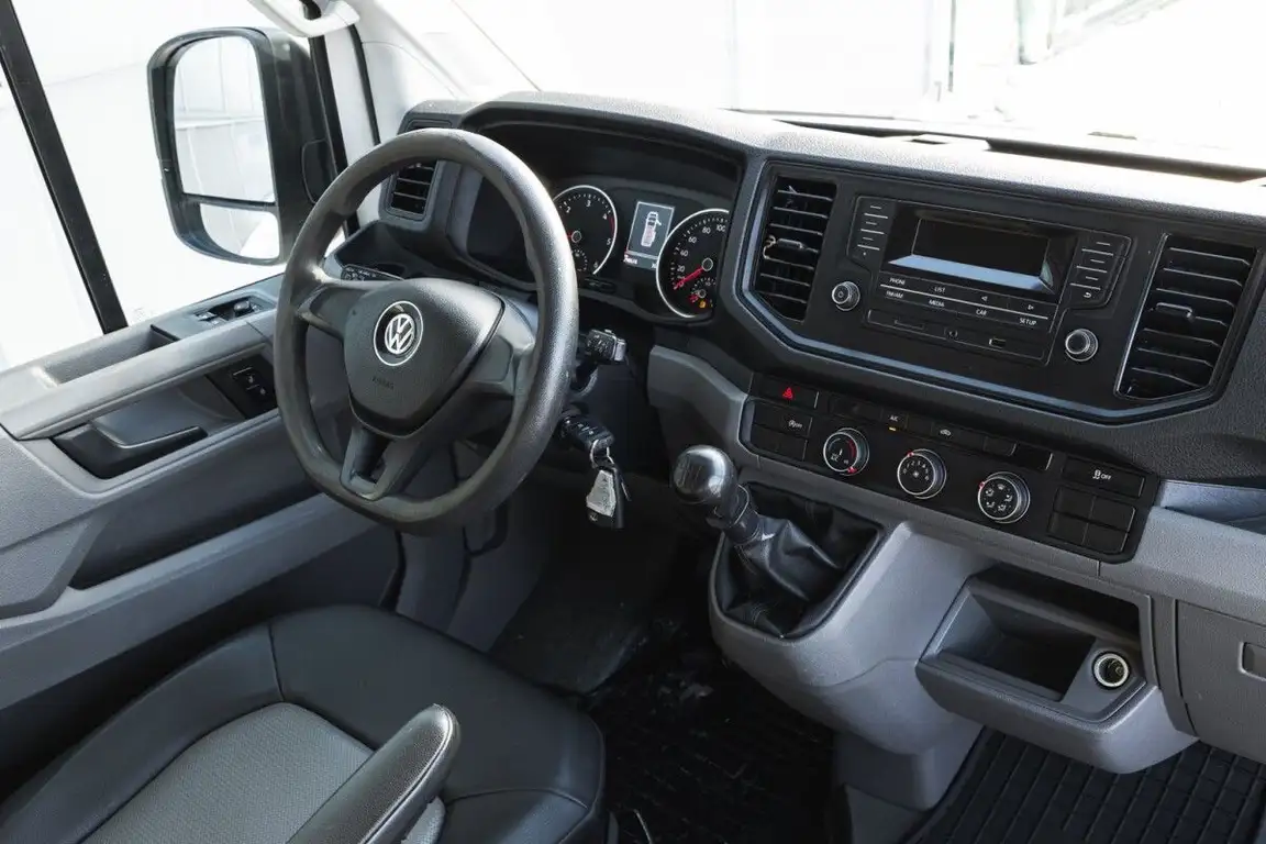 VOLKSWAGEN CRAFTER