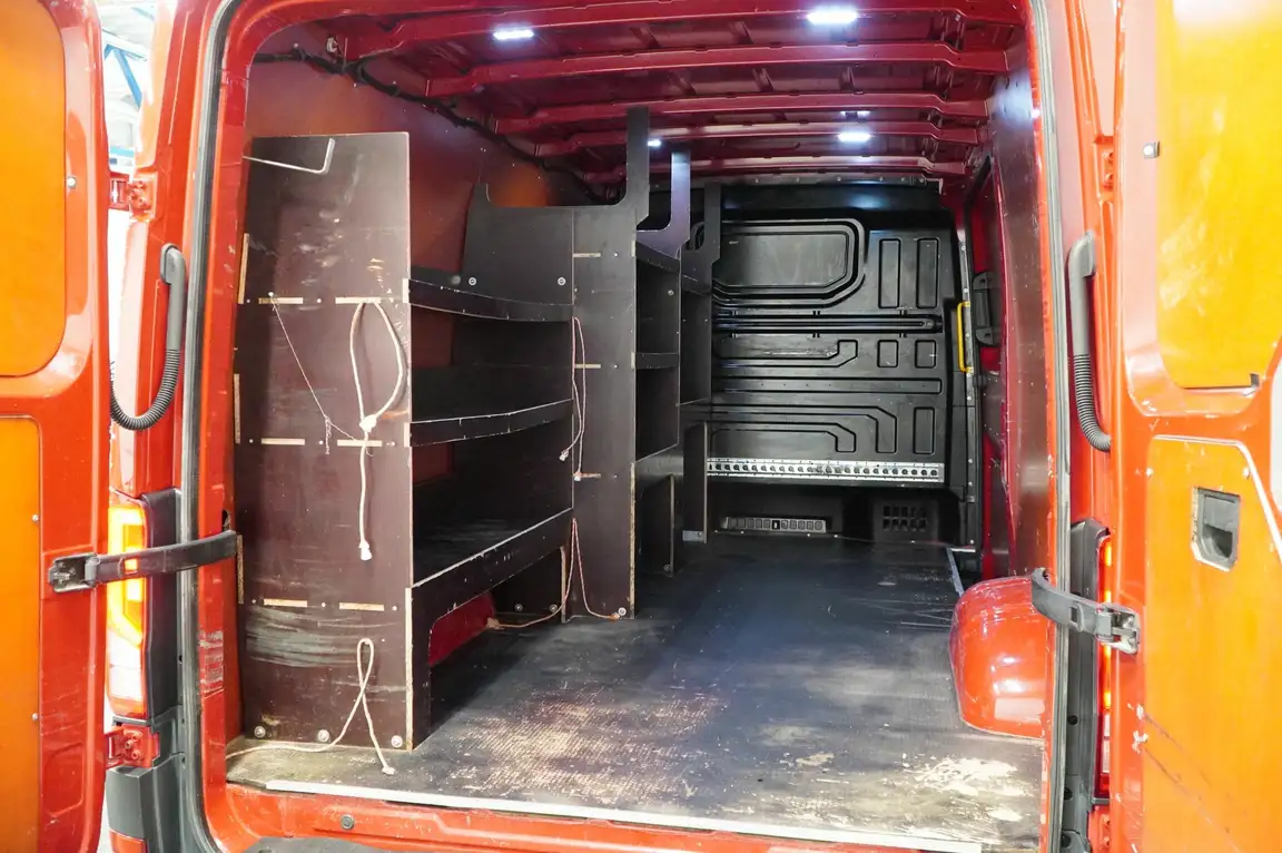 VOLKSWAGEN CRAFTER