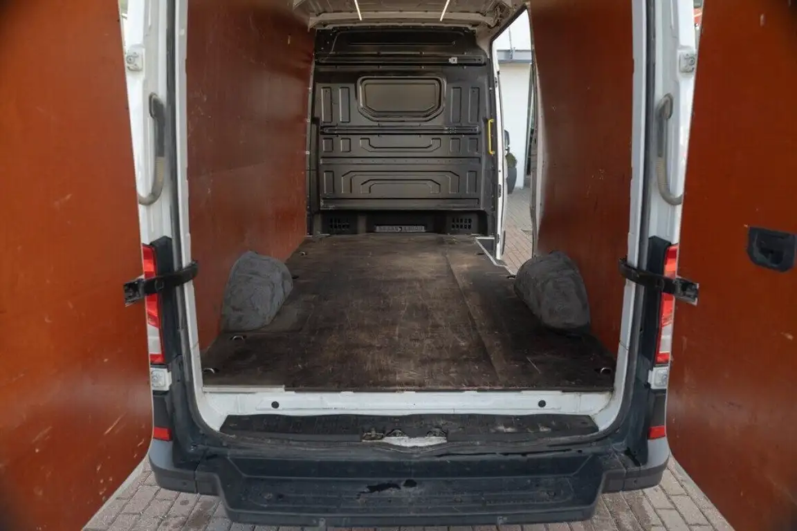 VOLKSWAGEN CRAFTER
