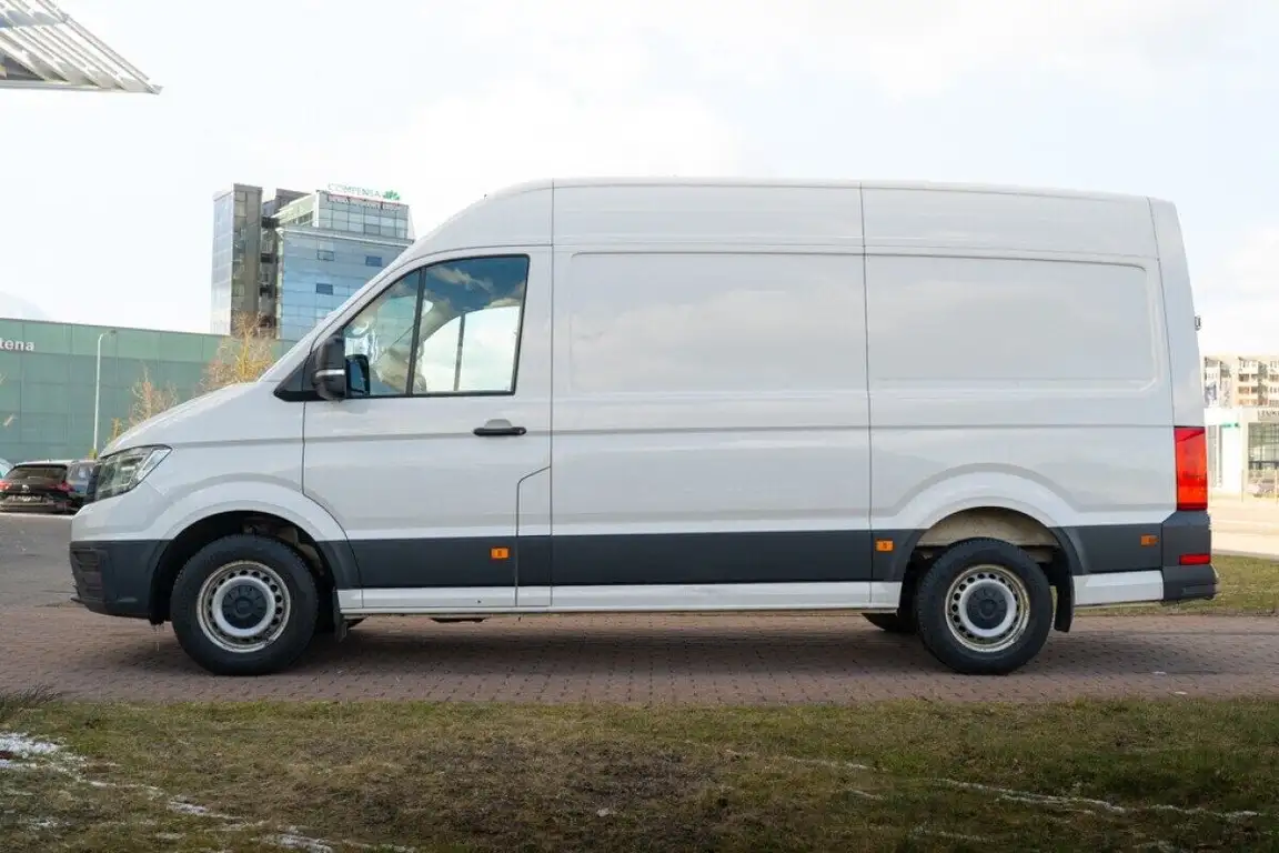 VOLKSWAGEN CRAFTER