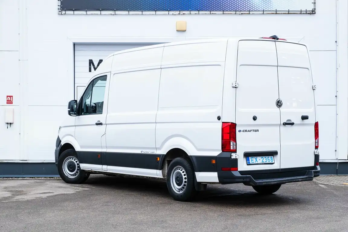 VOLKSWAGEN CRAFTER