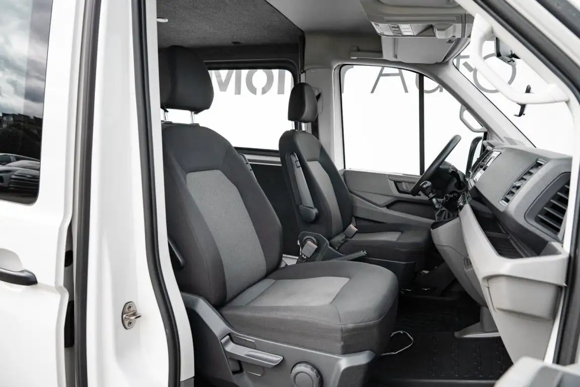 VOLKSWAGEN CRAFTER