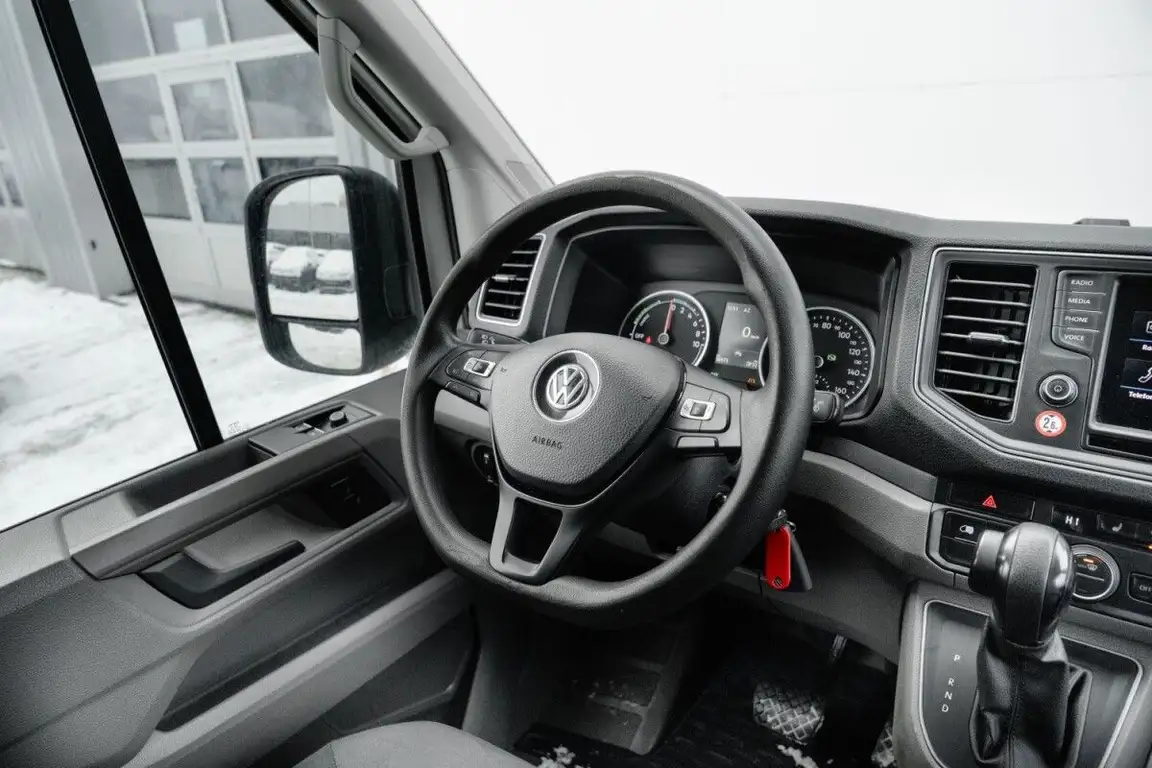 VOLKSWAGEN CRAFTER