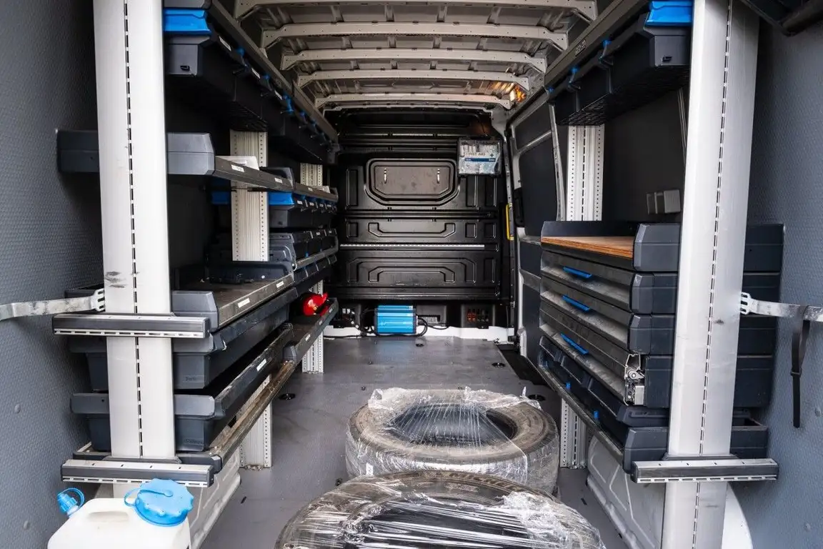 VOLKSWAGEN CRAFTER