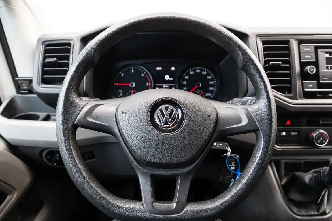 VOLKSWAGEN CRAFTER