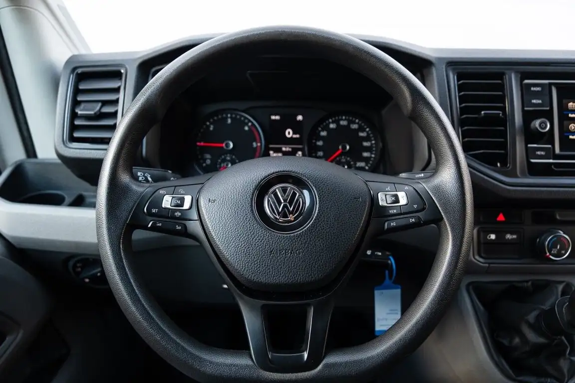 VOLKSWAGEN CRAFTER