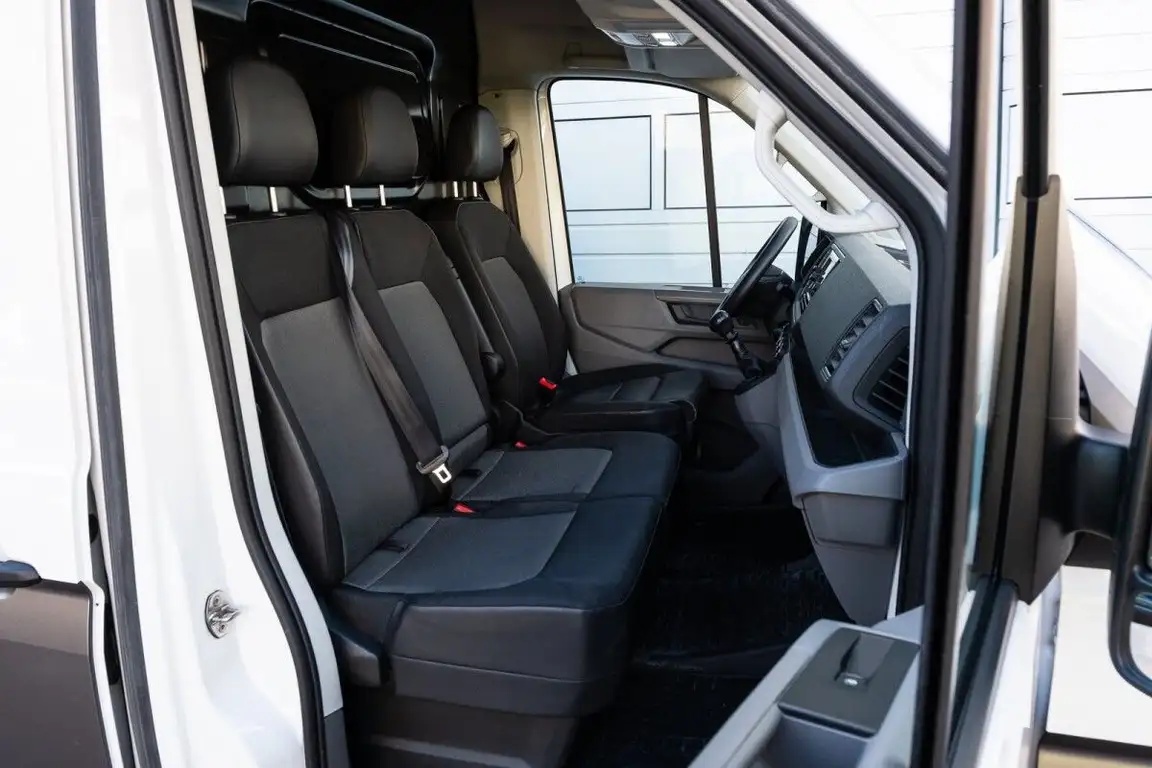 VOLKSWAGEN CRAFTER