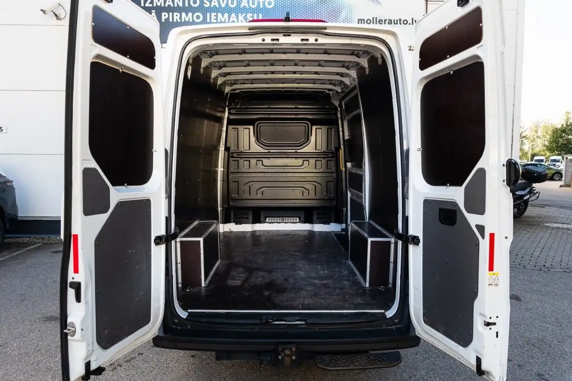 VOLKSWAGEN CRAFTER