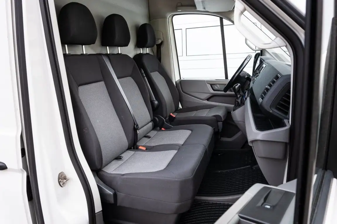 VOLKSWAGEN CRAFTER