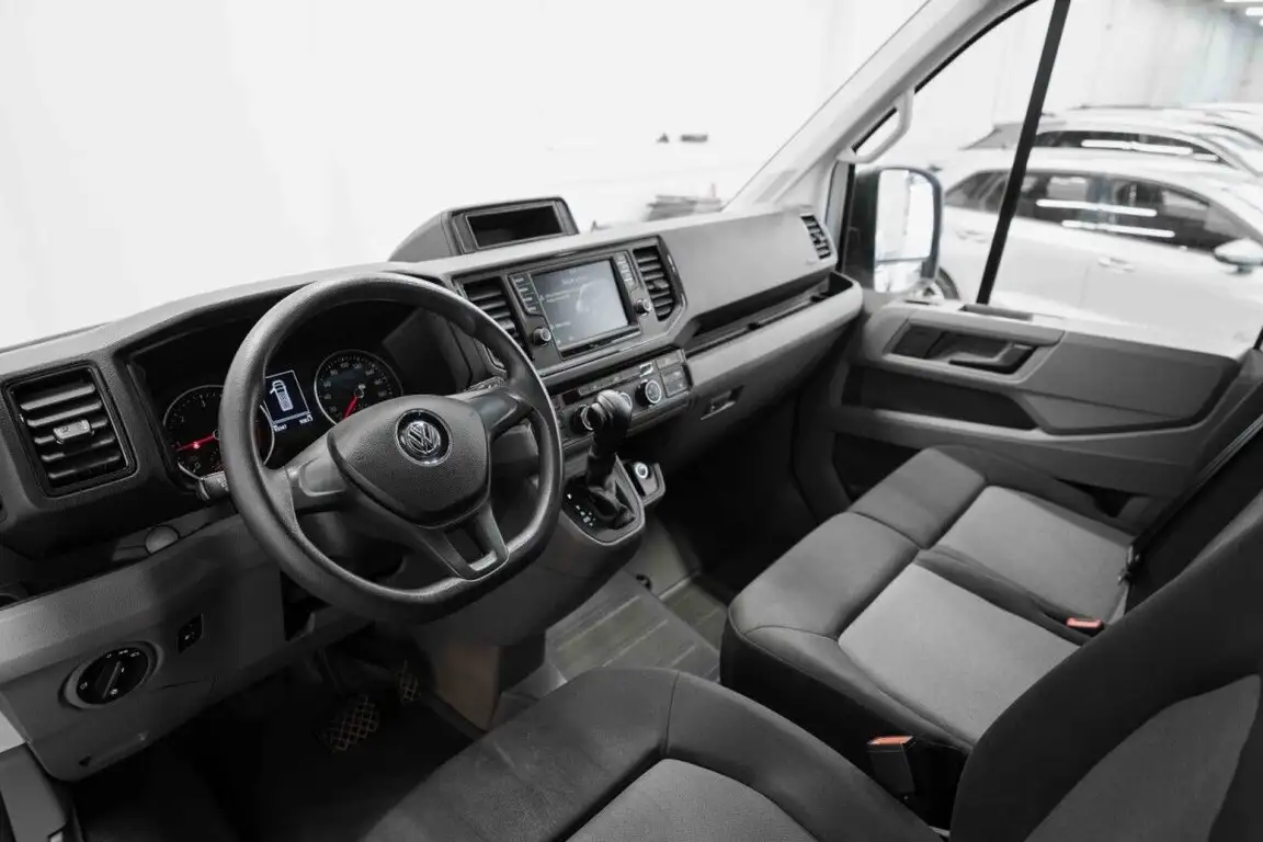 VOLKSWAGEN CRAFTER
