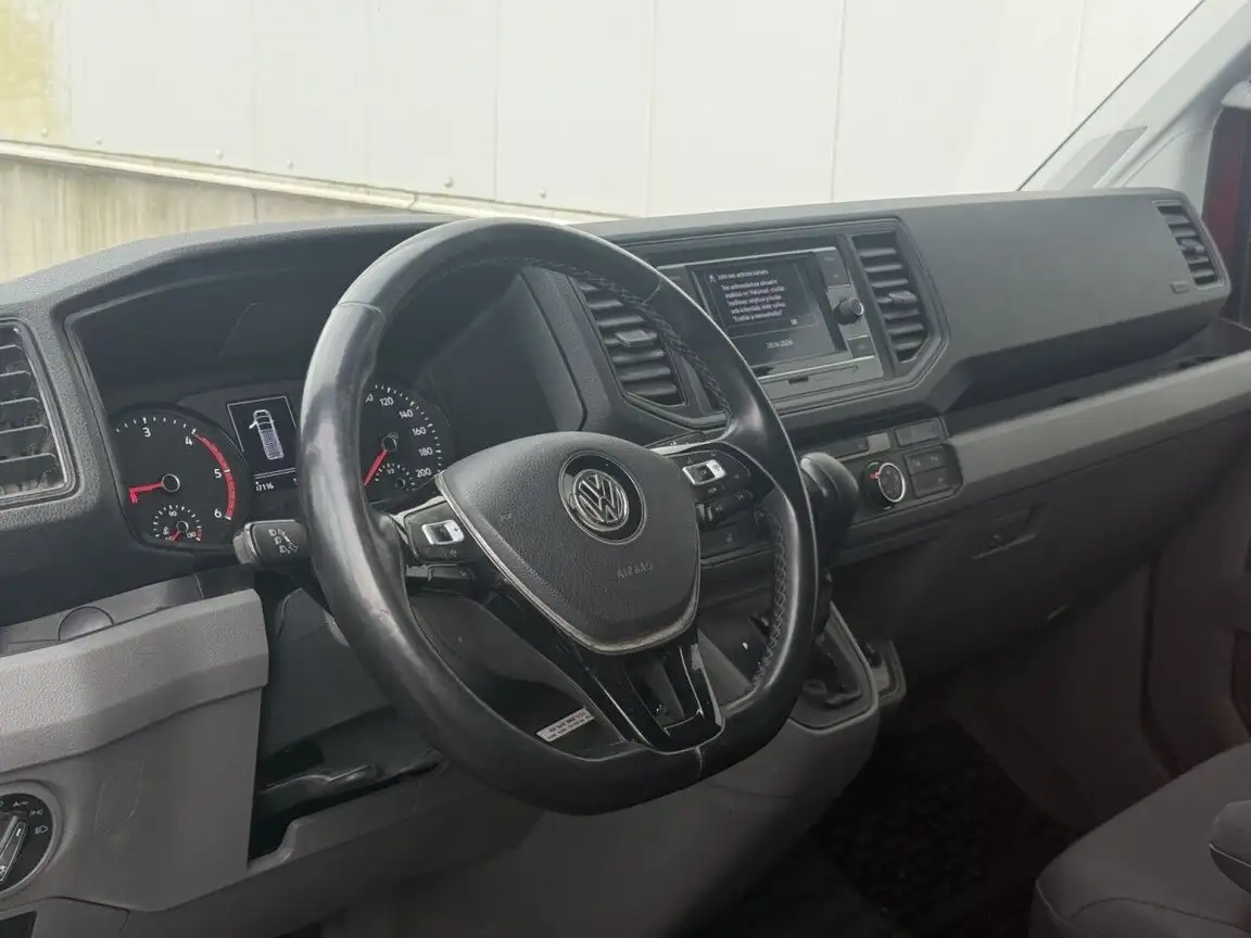 VOLKSWAGEN CRAFTER
