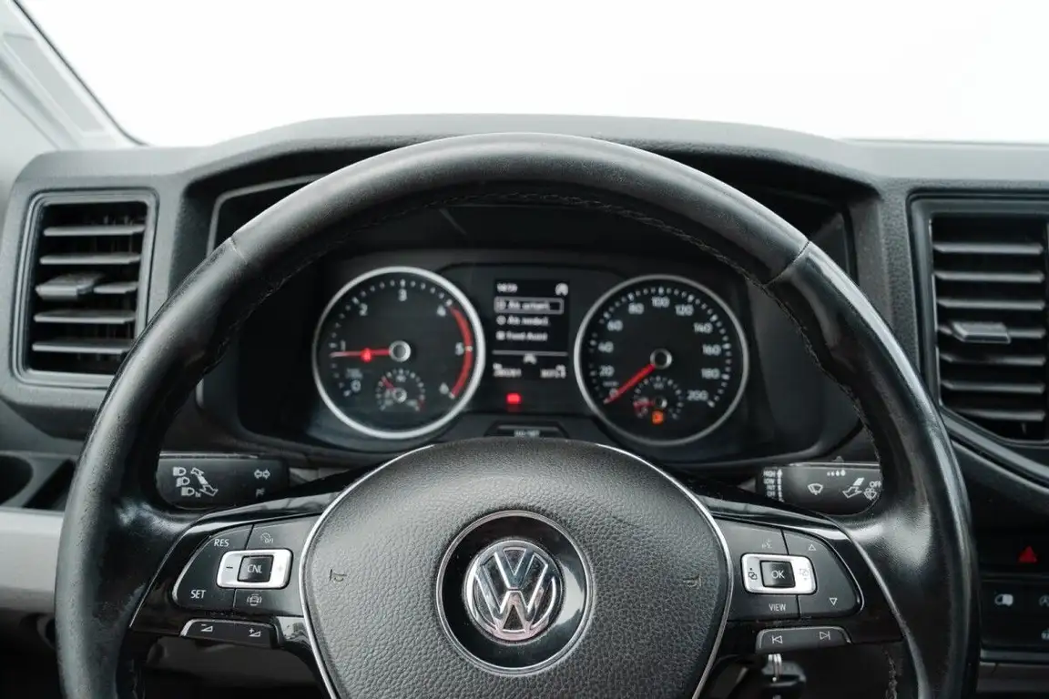 VOLKSWAGEN CRAFTER