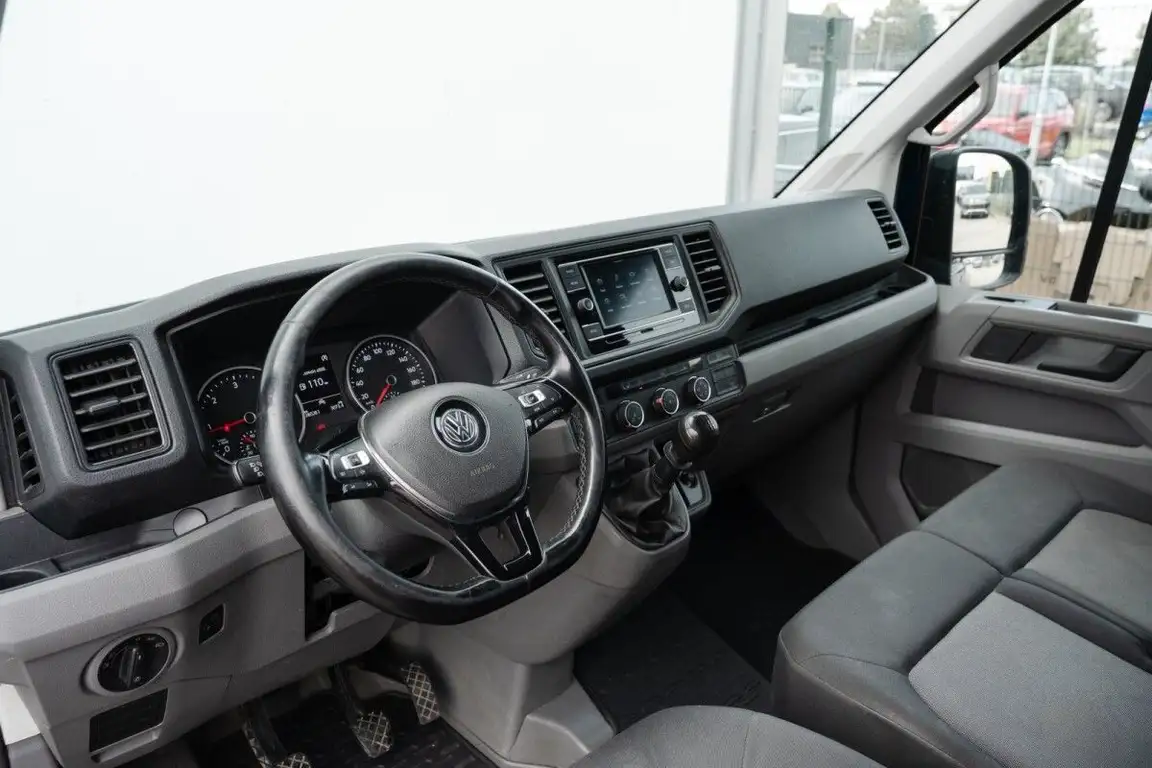 VOLKSWAGEN CRAFTER