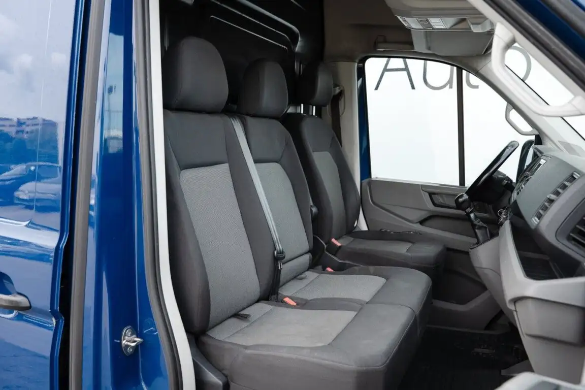 VOLKSWAGEN CRAFTER