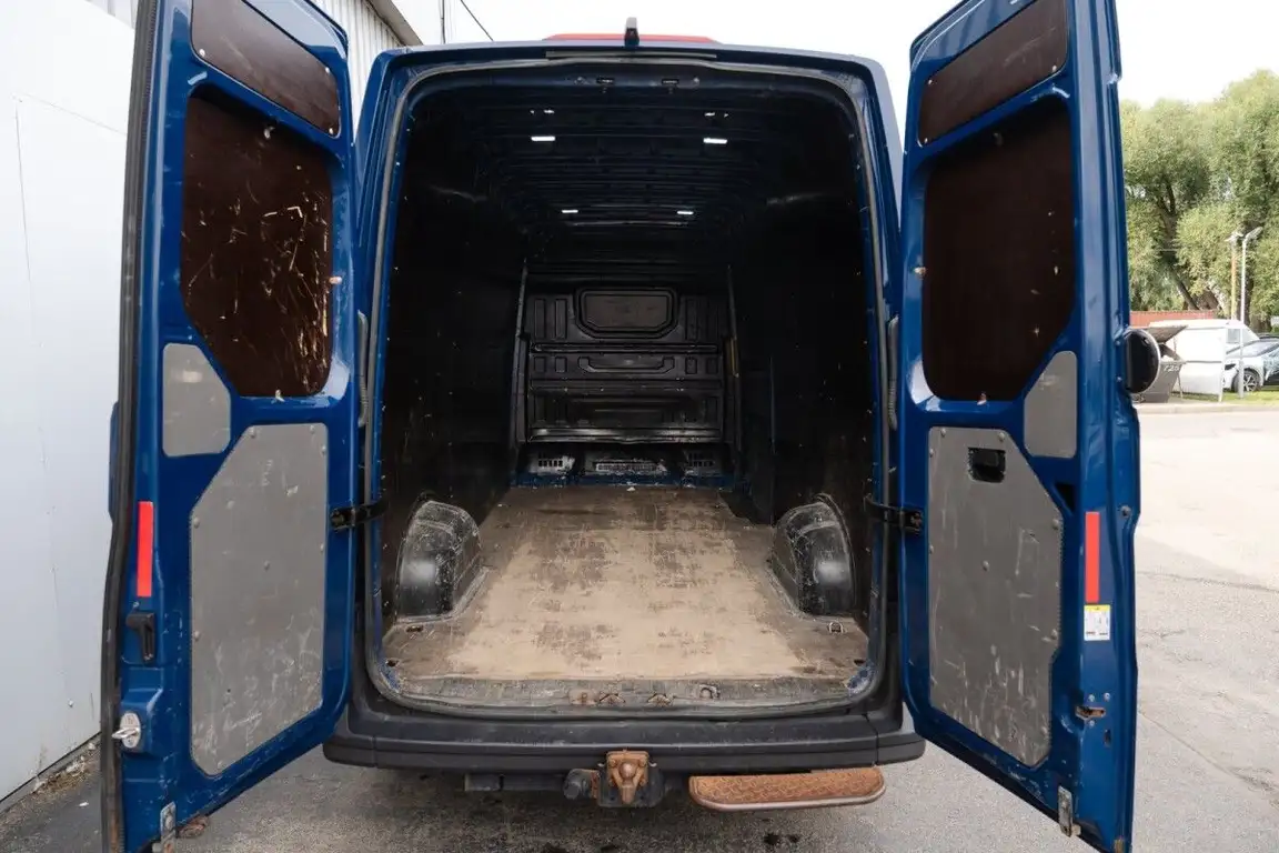 VOLKSWAGEN CRAFTER