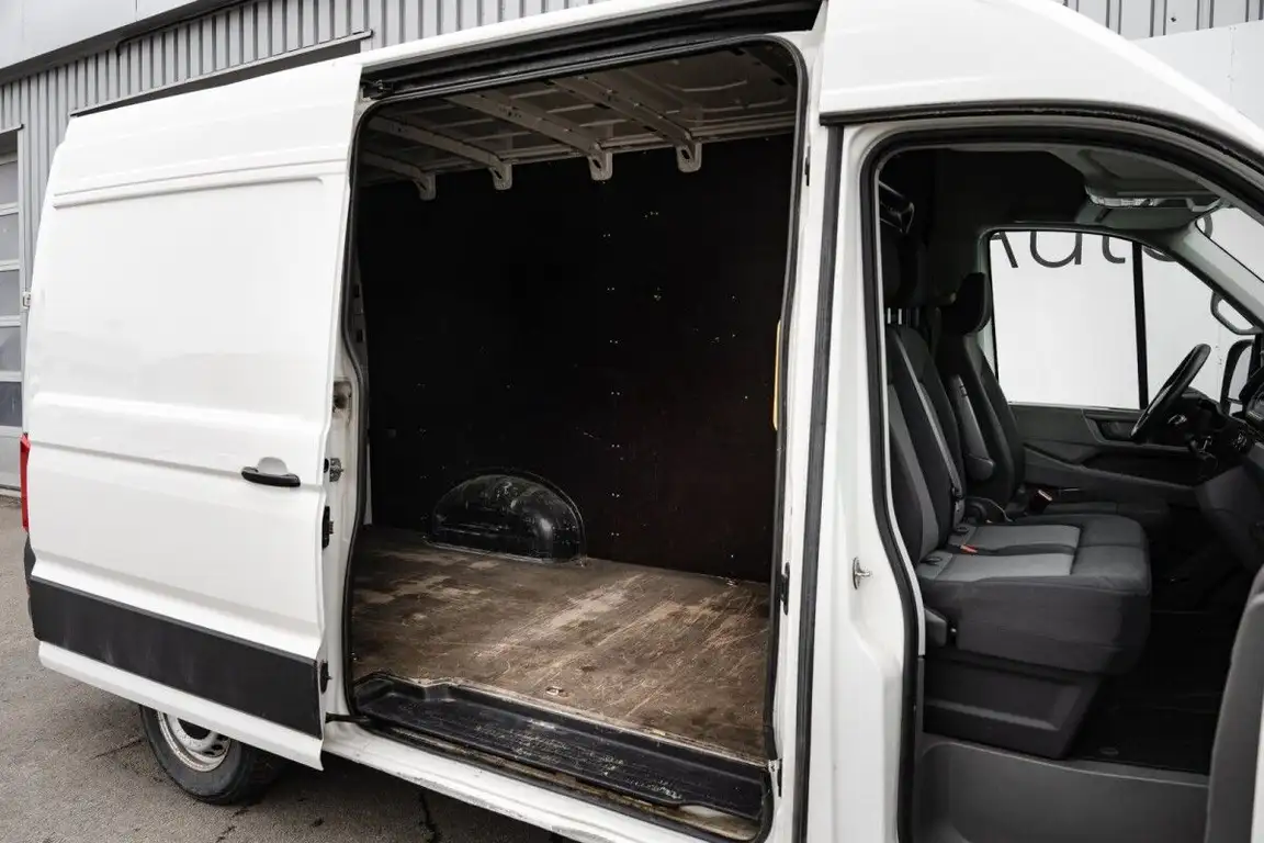 VOLKSWAGEN CRAFTER