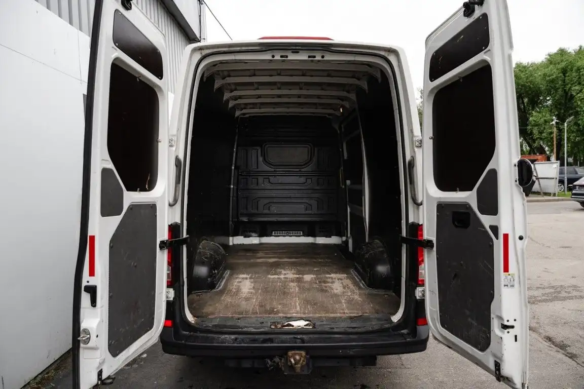 VOLKSWAGEN CRAFTER