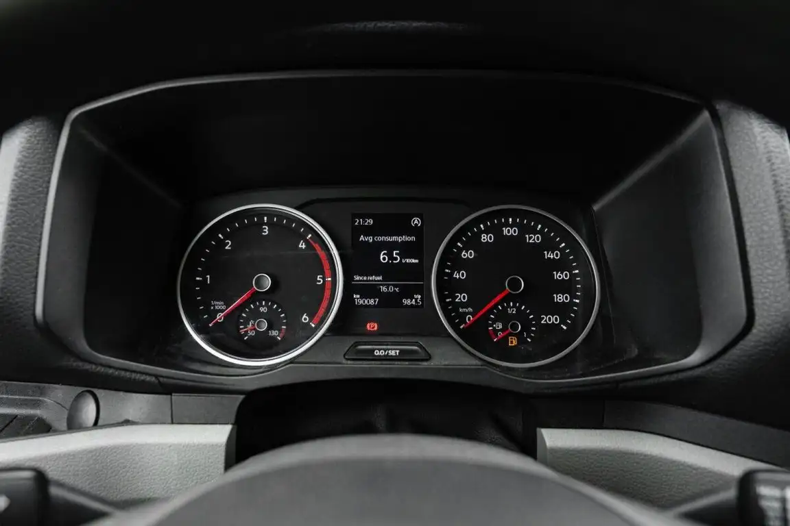 VOLKSWAGEN CRAFTER