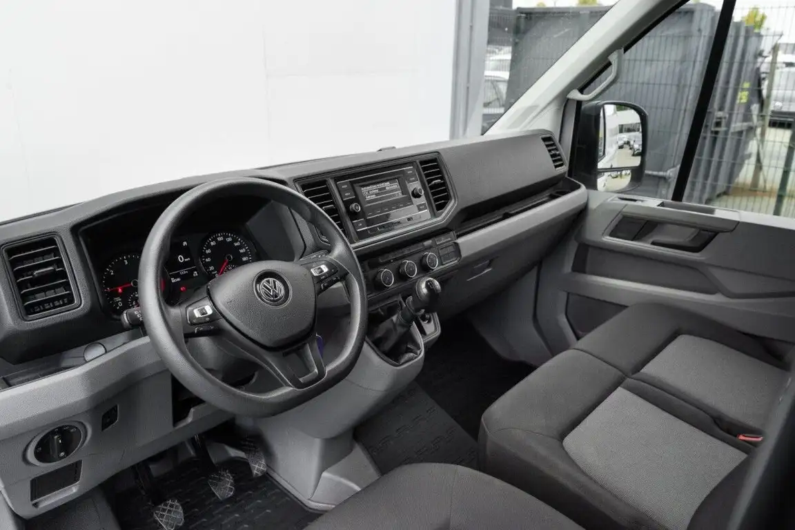 VOLKSWAGEN CRAFTER