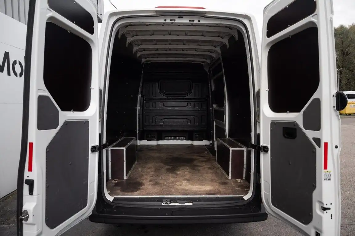 VOLKSWAGEN CRAFTER
