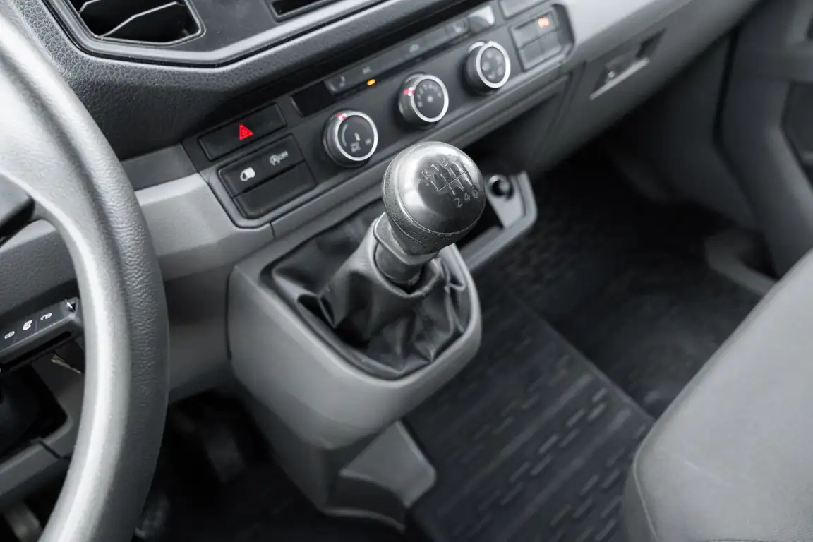 VOLKSWAGEN CRAFTER
