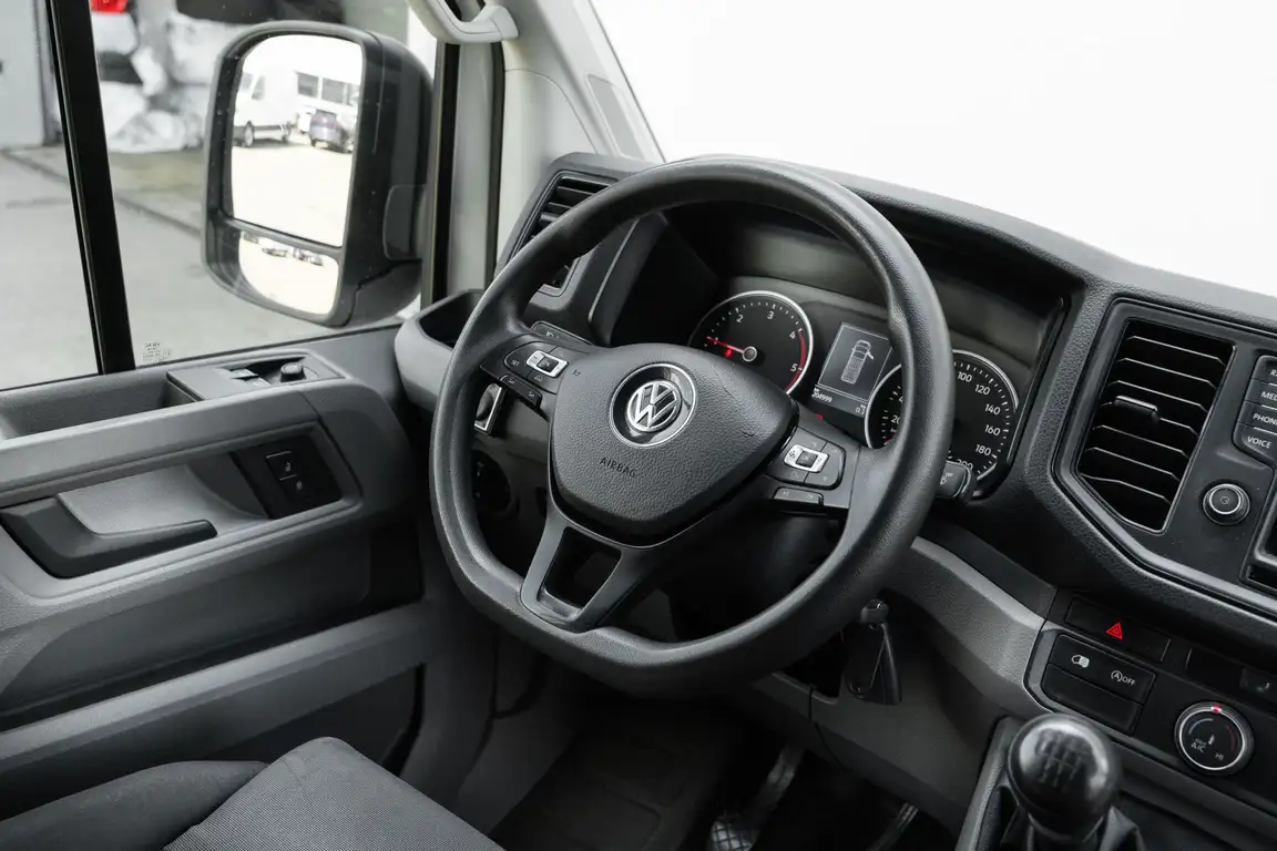 VOLKSWAGEN CRAFTER