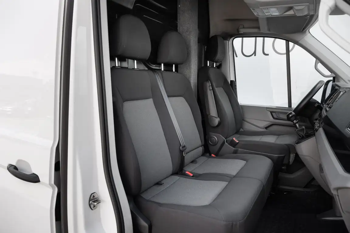 VOLKSWAGEN CRAFTER