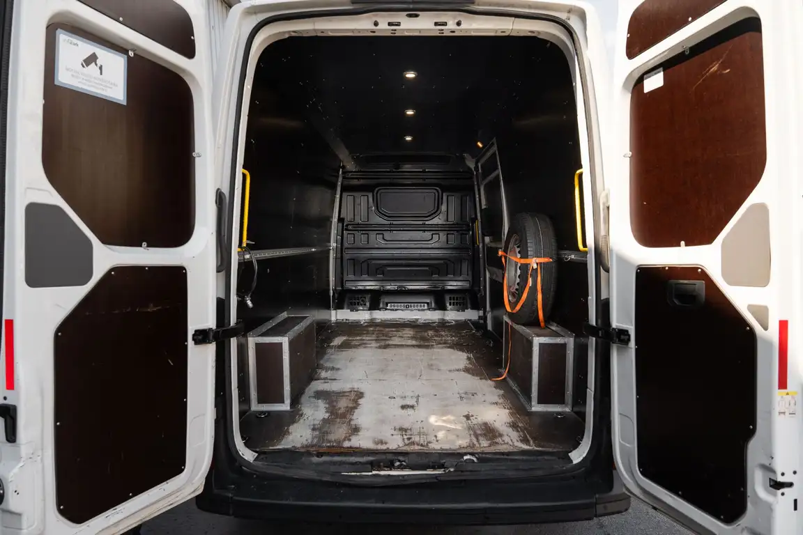 VOLKSWAGEN CRAFTER