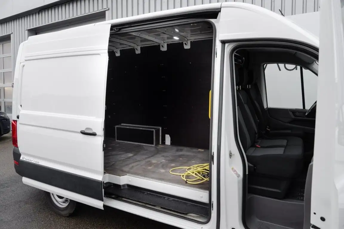 VOLKSWAGEN CRAFTER