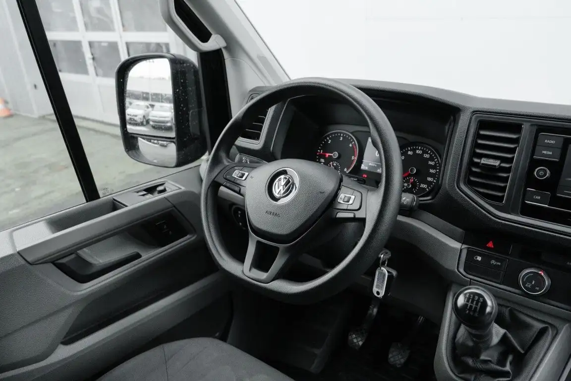 VOLKSWAGEN CRAFTER
