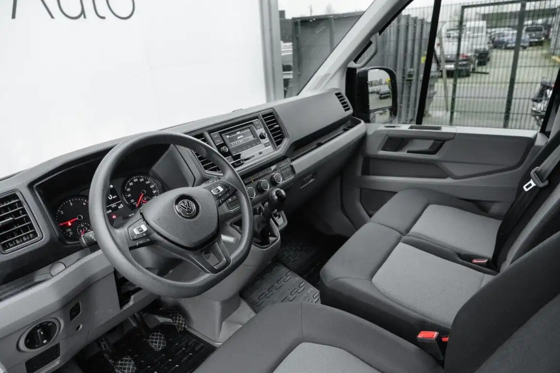 VOLKSWAGEN CRAFTER