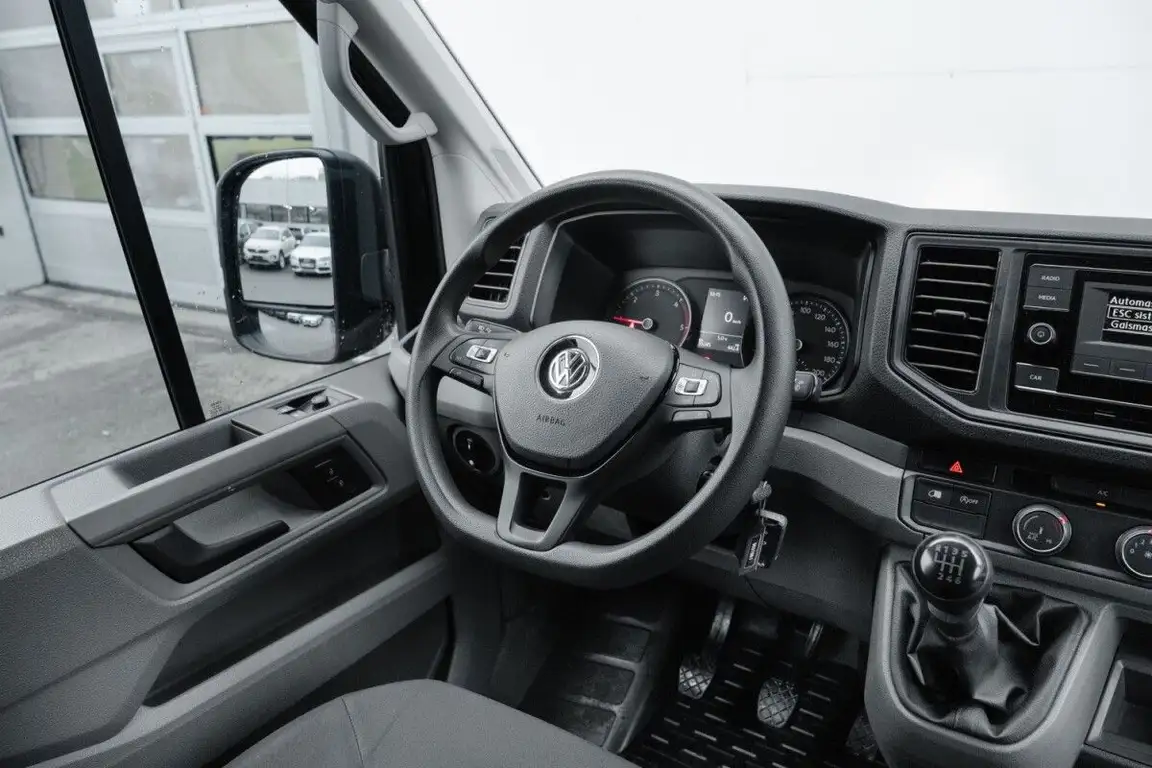 VOLKSWAGEN CRAFTER