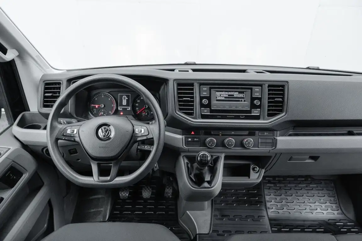 VOLKSWAGEN CRAFTER