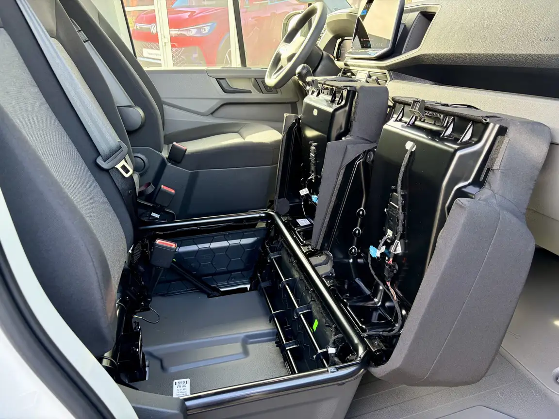VOLKSWAGEN CRAFTER