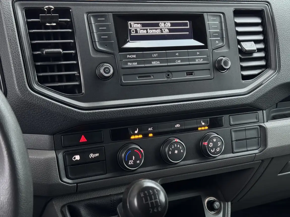 VOLKSWAGEN CRAFTER