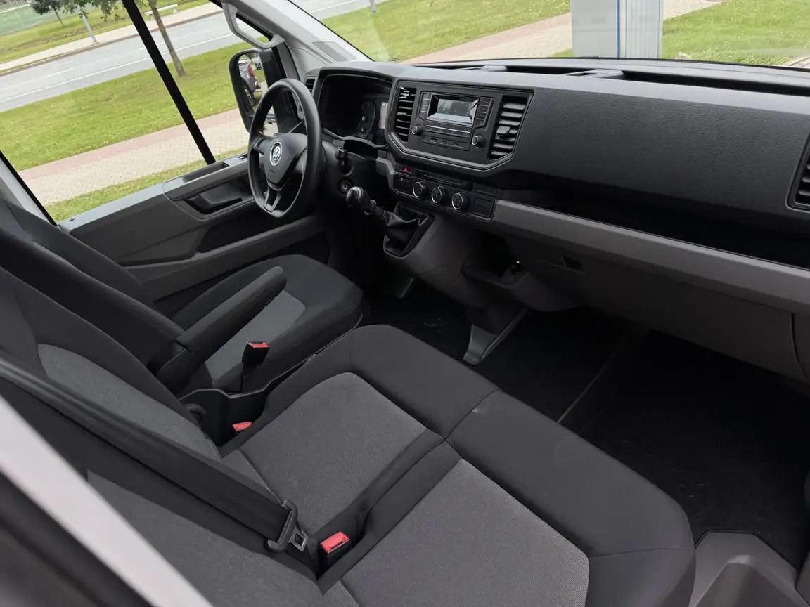 VOLKSWAGEN CRAFTER