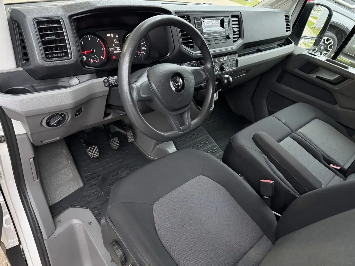 VOLKSWAGEN CRAFTER