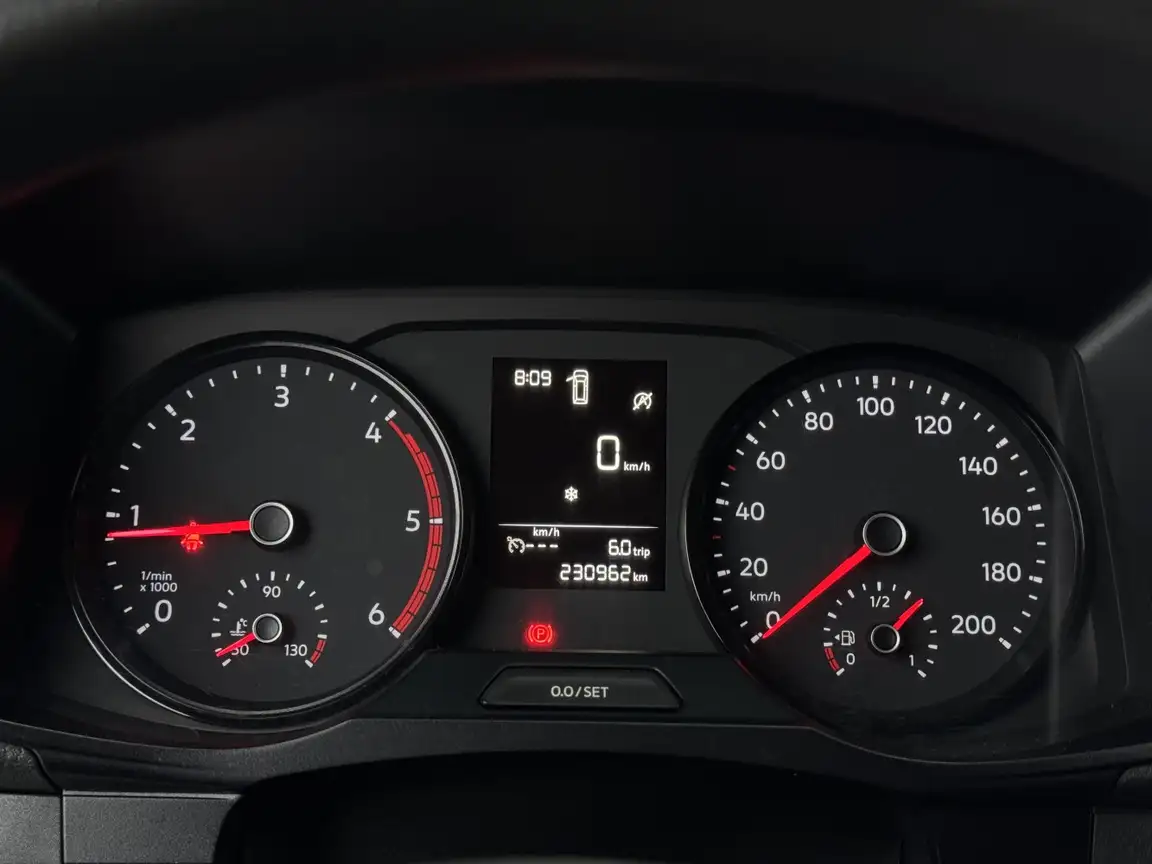 VOLKSWAGEN CRAFTER