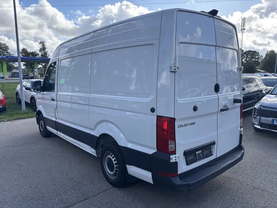 VOLKSWAGEN CRAFTER