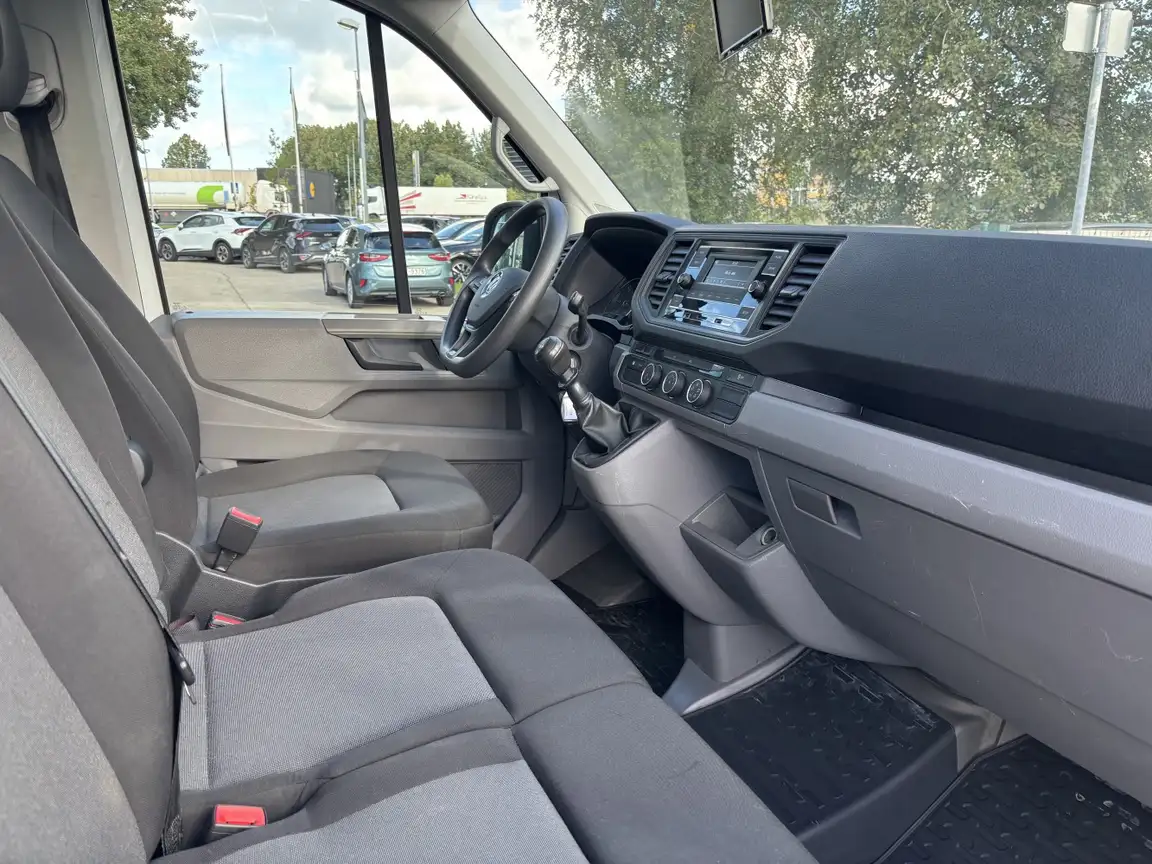VOLKSWAGEN CRAFTER